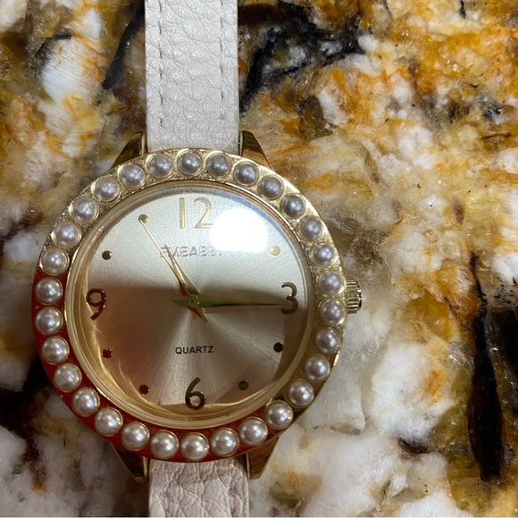 Embassy watch, pearls around dial - Picture 2 of 3